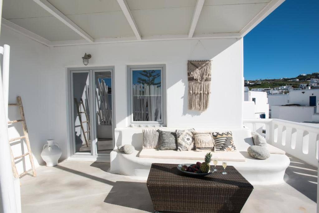 Jonaz Suites Mykonos Town Екстер'єр фото