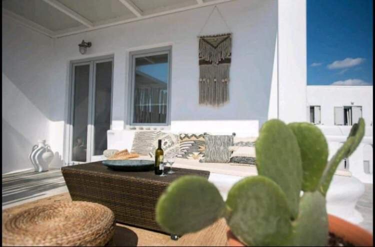 Jonaz Suites Mykonos Town Екстер'єр фото