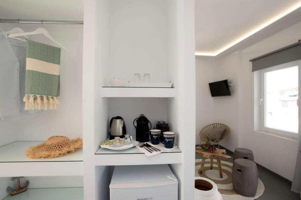 Jonaz Suites Mykonos Town Екстер'єр фото