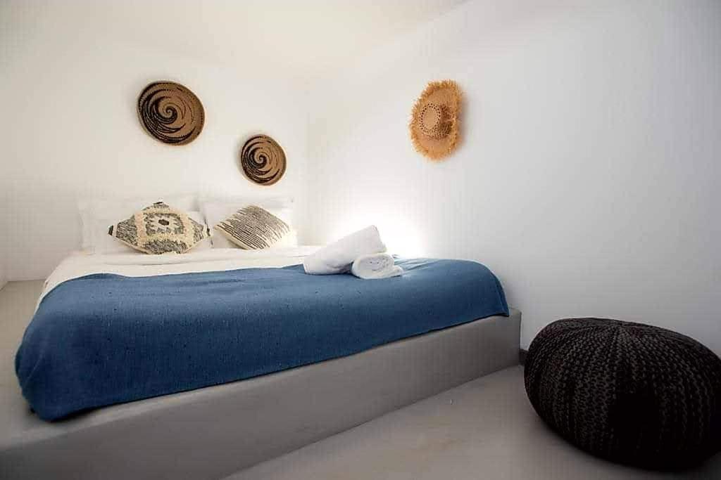 Jonaz Suites Mykonos Town Екстер'єр фото