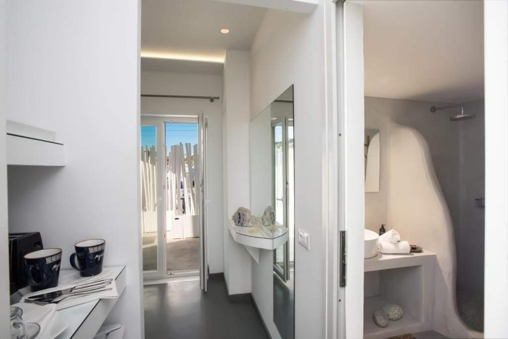 Jonaz Suites Mykonos Town Екстер'єр фото
