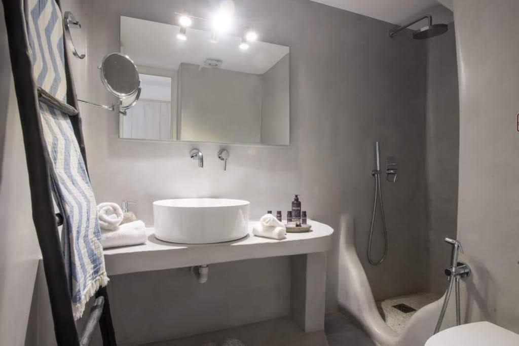 Jonaz Suites Mykonos Town Екстер'єр фото