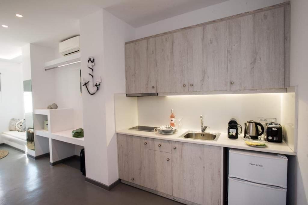 Jonaz Suites Mykonos Town Екстер'єр фото