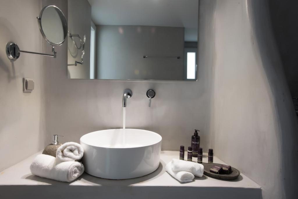 Jonaz Suites Mykonos Town Екстер'єр фото
